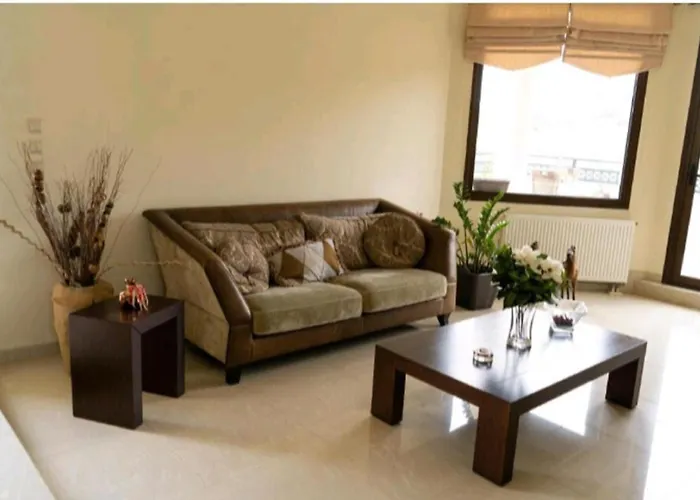 Nostra- Cars Included Soroni