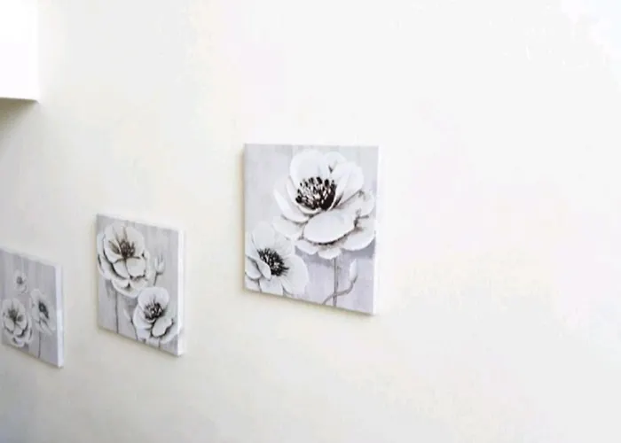 Villa Nostra- Cars Included Soroni