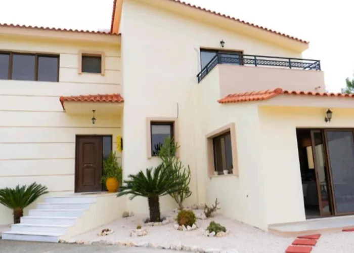 Nostra- Cars Included Villa *