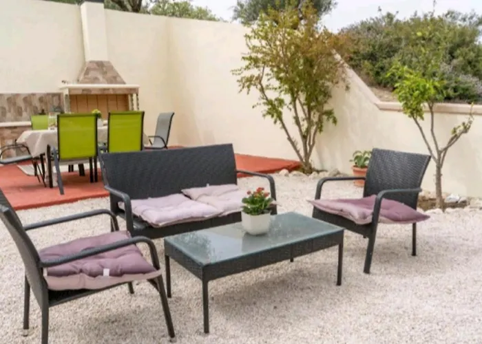 ヴィラ Nostra- Cars Included