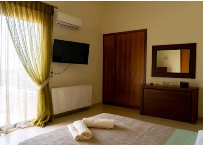 Nostra- Cars Included Soroni