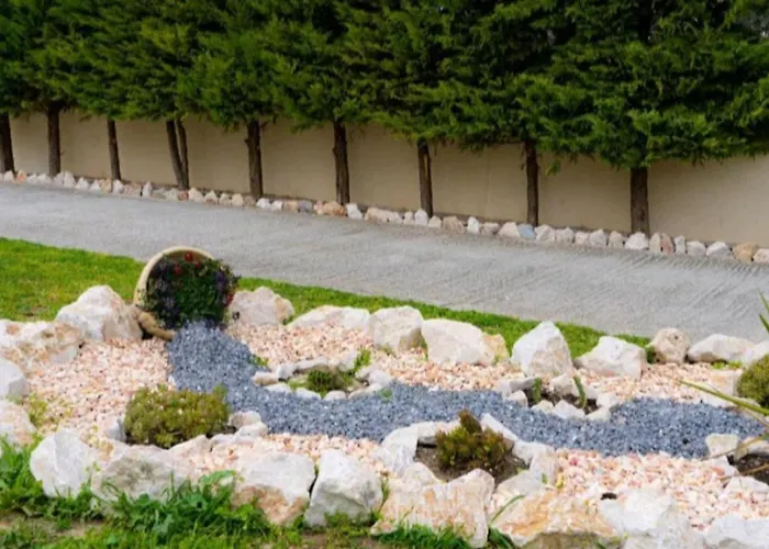 Nostra- Cars Included * Soroni