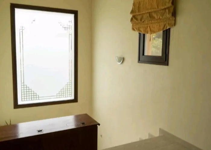 ヴィラ Nostra- Cars Included