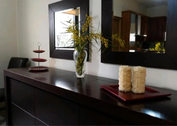 Nostra- Cars Included Soroni